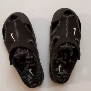Toddler Boy 8T Nike Sandals